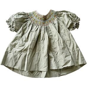 Petit Ami smocked bishop top